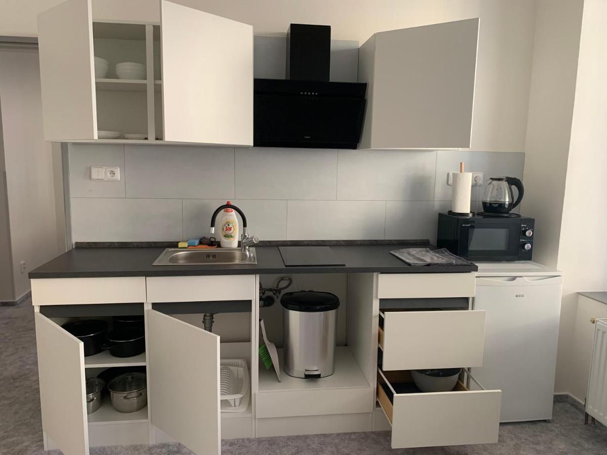 Apartmany Zizkova เชสกาลีปา ภายนอก รูปภาพ