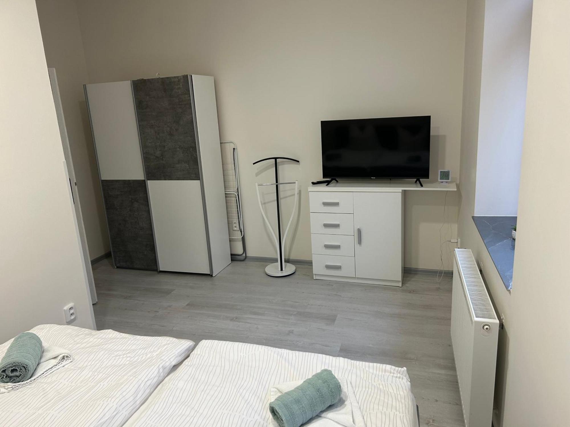 Apartmany Zizkova เชสกาลีปา ภายนอก รูปภาพ
